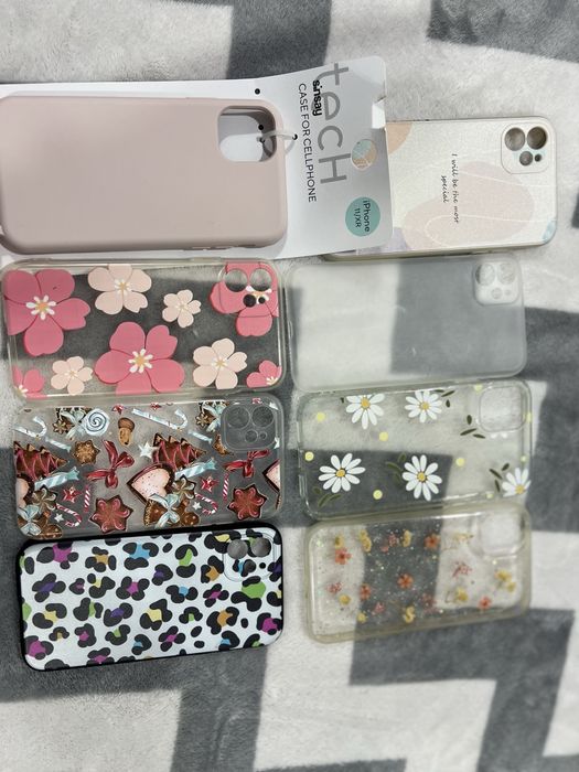 Всички кейсове за Iphone 11