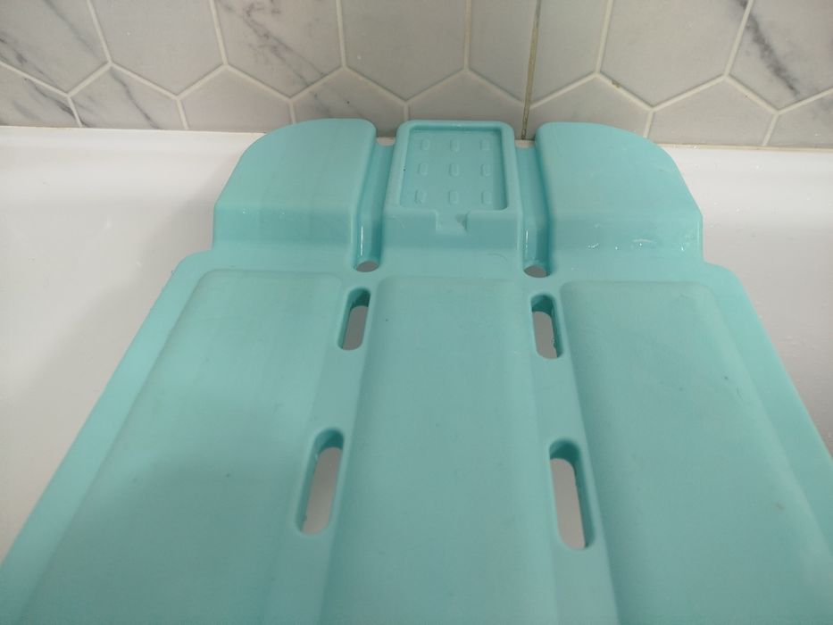 Сиденье в ванную