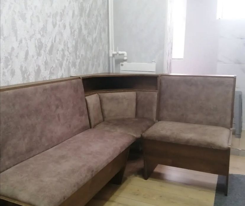 Кухонный уголок по размеру заказчика.