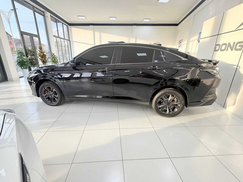 Dongfeng Aeolus Shine AT 1.5 Atmosfera