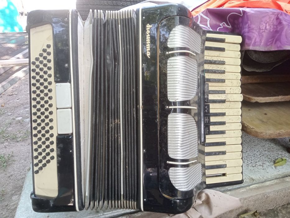 Аккордеон на запчасти или же на ремонт