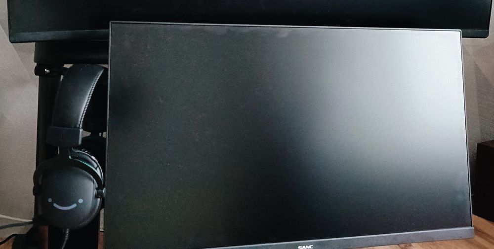 Монитор SANS 300гц