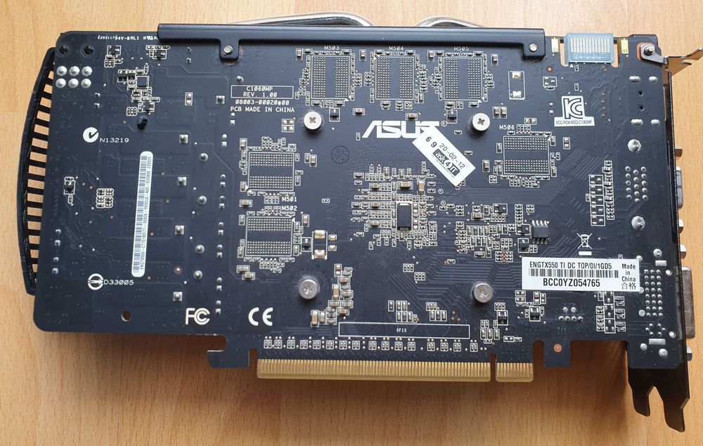 Placa video ASUS GTX 550 Ti