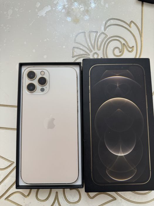 Айфон 12 про макс