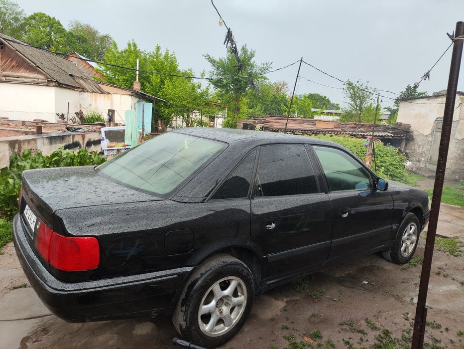 Ауди 100 С4 2.8...