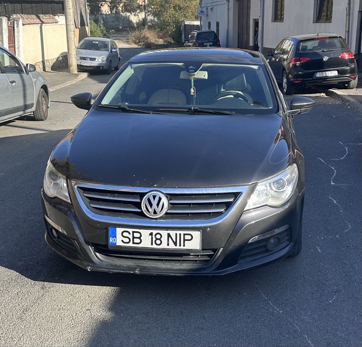 VOLKSWAGEN Passat CC