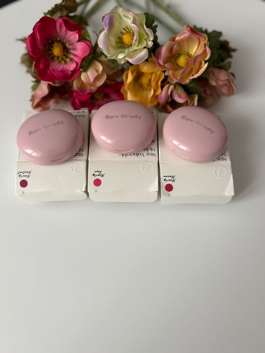 Rare Beauty Stay Vulnerable Melting Blush