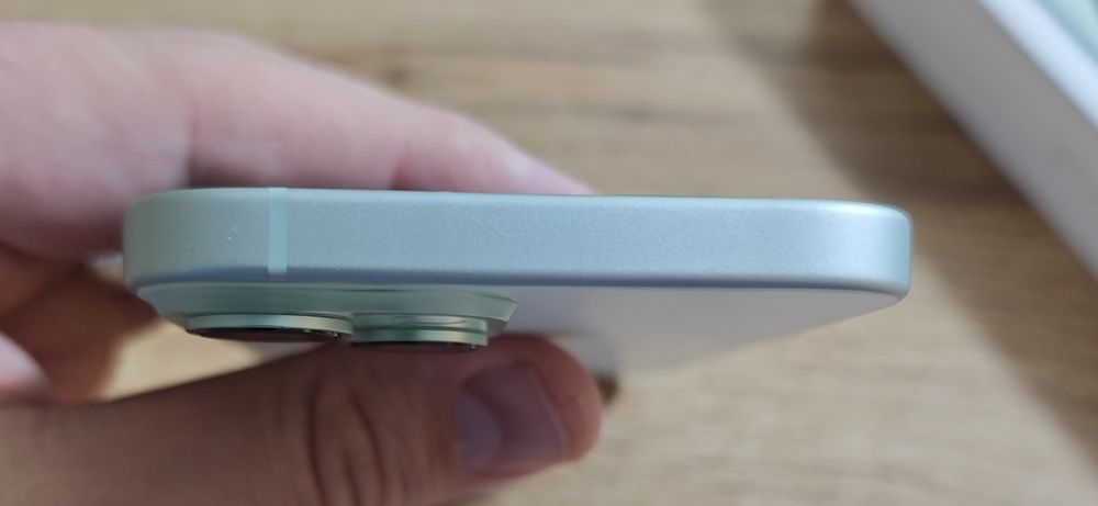 Iphone 15 green 128gb, Айфон 15 зелен 128гб.