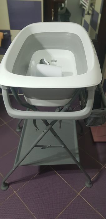 Vand cadita baie bebe puțin folosită.