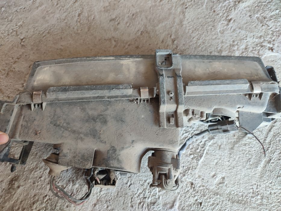 Фары от мазды 626