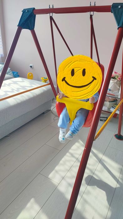 Детска люлка със стойка