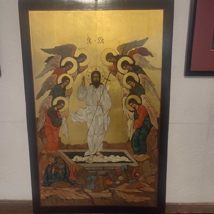 Рисуване на картини, икони и дърворезба по поръчка.