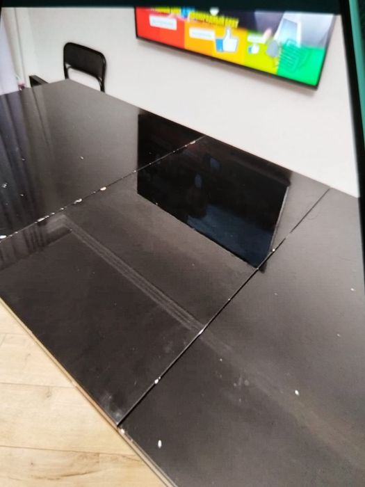 Стол большой черный