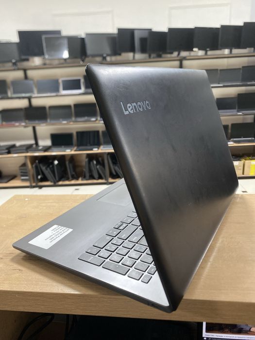 Ноутбук Lenovo pentium/RAM6/HDD500