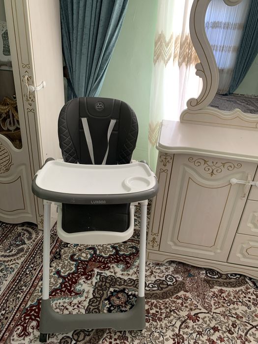 Стольик для кормления детей