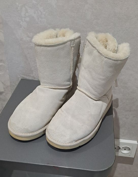 Женские зимние уги