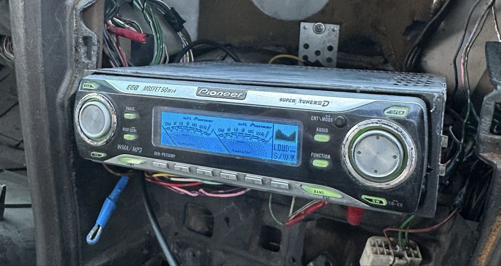 Pioneer дельфин deh6750mp