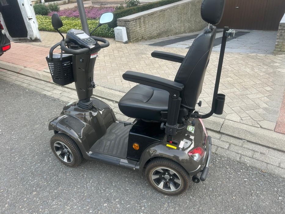 Scaun electric handicap Carpo 4 editie limitata