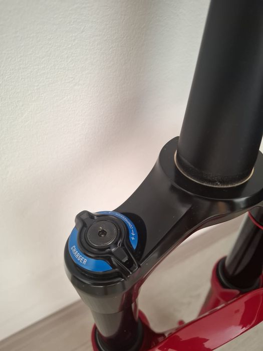 Suspensie Rock Shox Pike