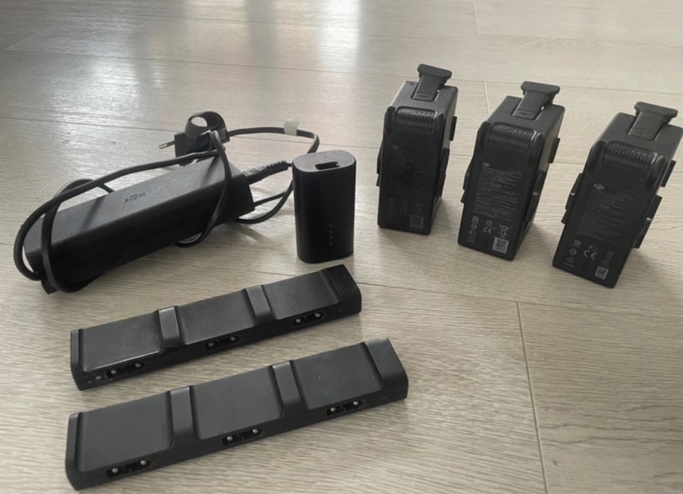 Dji FPV cu 3 baterii