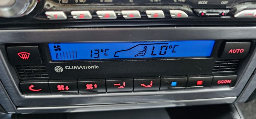 VW GOLF 4 2004 benzină