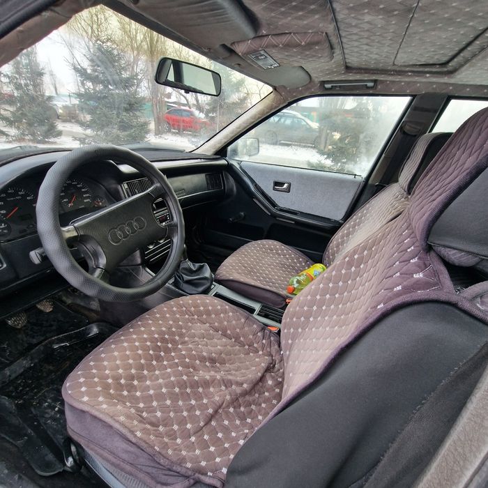 Продам ауди 80 на уверенном ходу