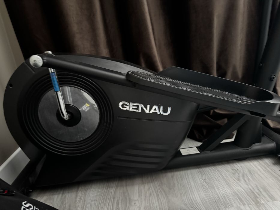 Эллиптический тренажер Genau