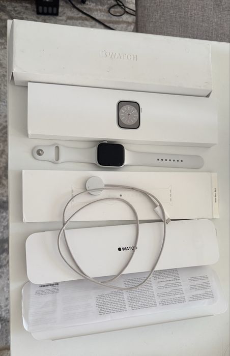 Apple watch series 8