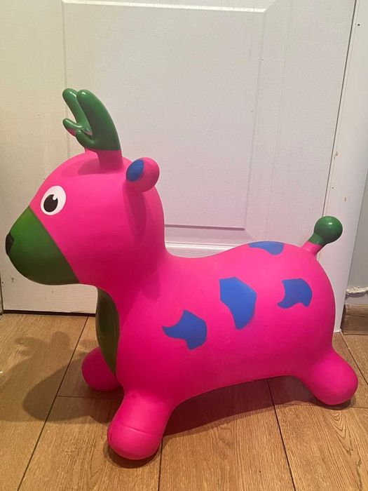 Прыгун розовый олененок