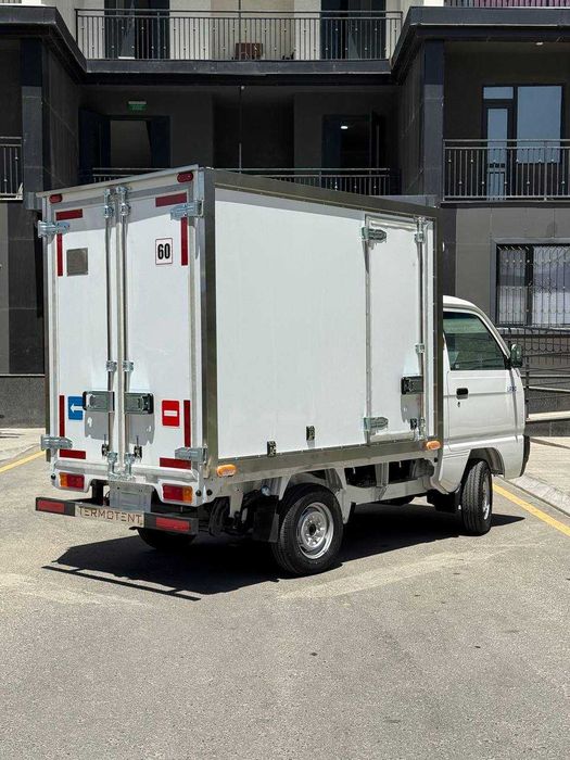 Izotermik furgon Refrijerator Labo