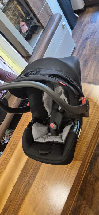 2 бр. Столчета за кола  Phil&teds от новородено до 1 г.