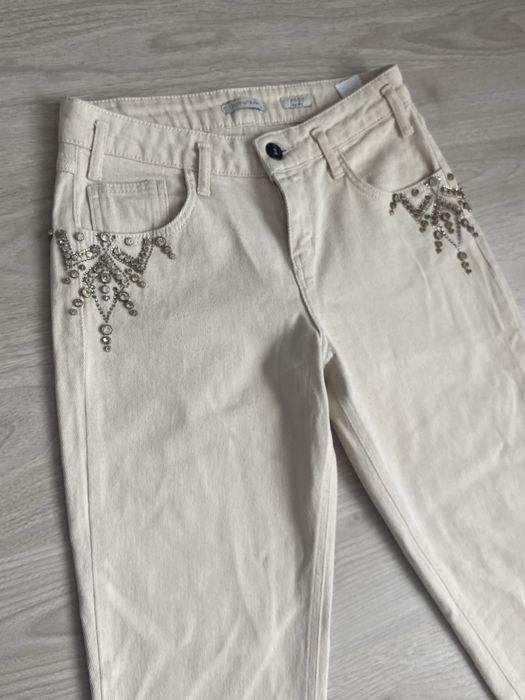 Дамски дънки M..