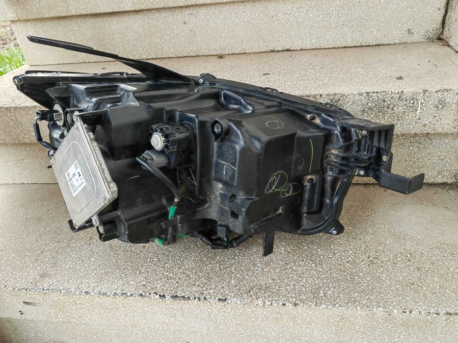 Фар Mazda CX30 LED ляв/Фар Мазда ЦХ30 Оригинален