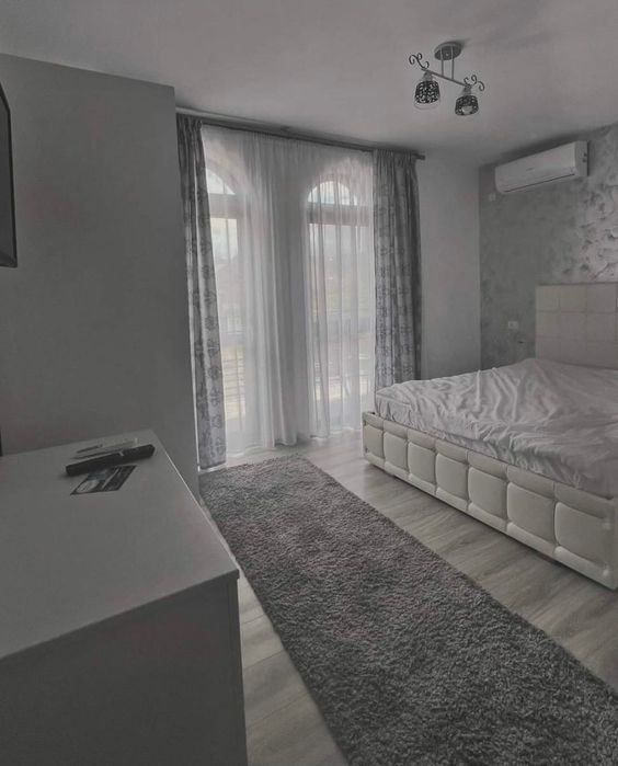 Vând Pensiune Clisura Dunării