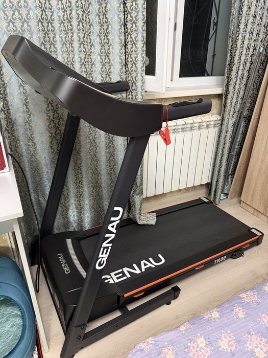 Беговая дорожка Genau