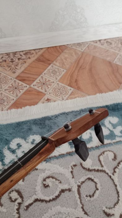 Домбыра сатылады  жақсы жағдайда,,