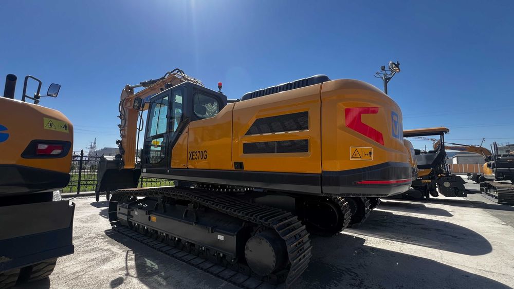 Экскаватор XCMG XE370G,ковш 2,1 м3, В наличии