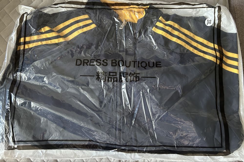 Продам Adidas ветровку!!! Oversize