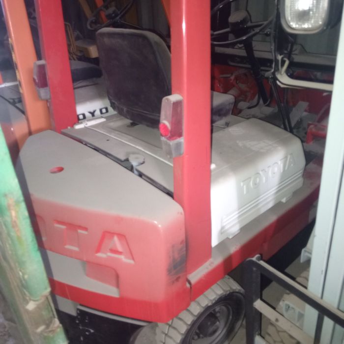 Кары вилочные погрузчики тракторға