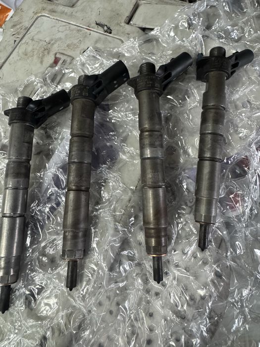 Дюзи за Mercedes W213/220 CDI,150k . €?(&’’!! работещи от запазен кола