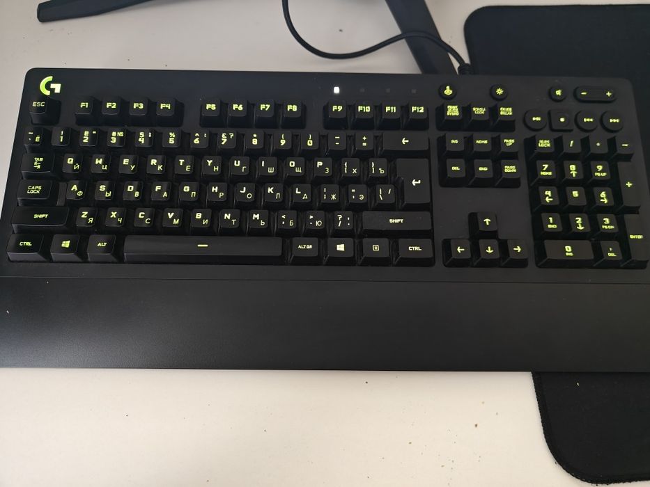 Игровая клавиатура Logitec G213