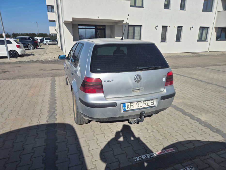Golf 4 1.6 benzina 2001