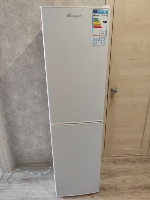 Продам холодильник Алмагрин