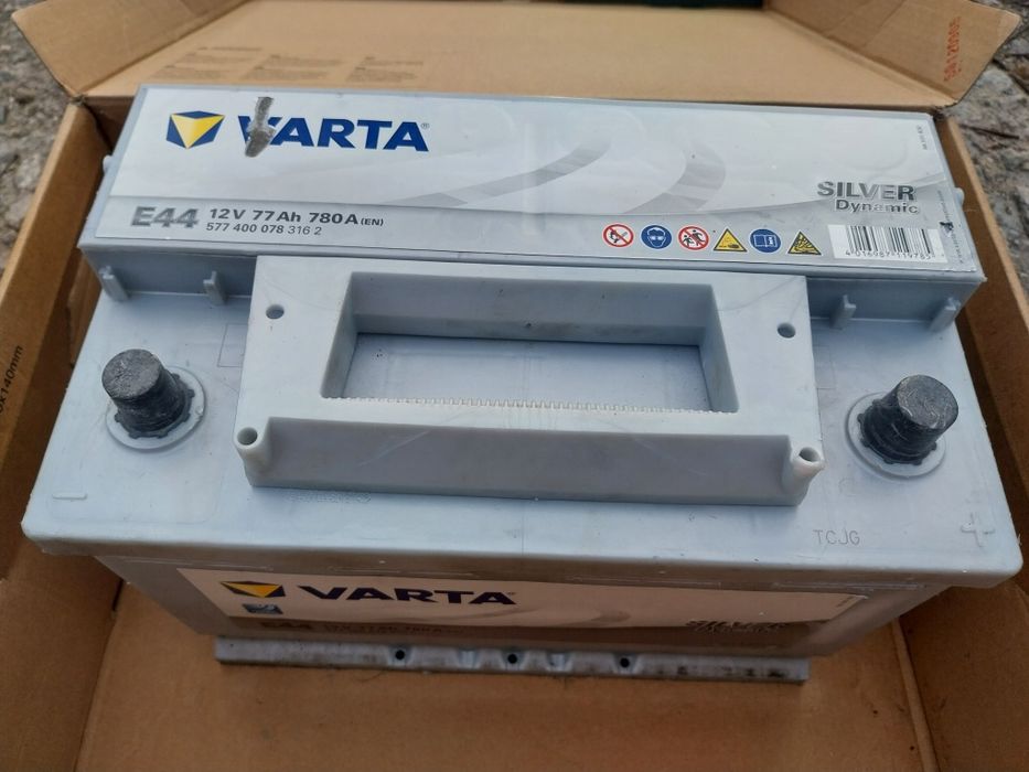Продавам акумулатор  VARTA SILVER 77ah