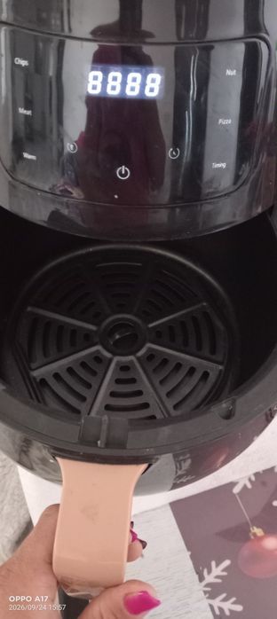 Se vinde Air Fryer