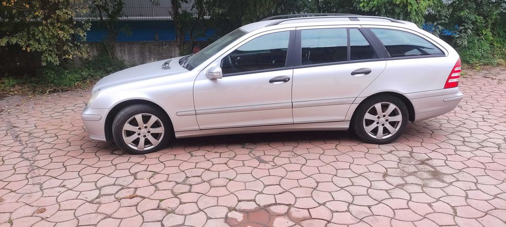 MERCEDES-BENZ C-Class 2005 — imagine 3