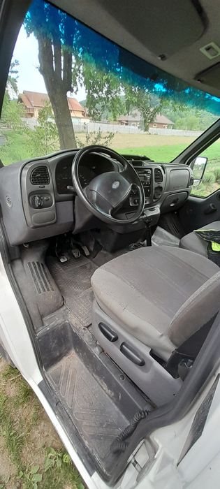 Camionetă Ford Tranzit
