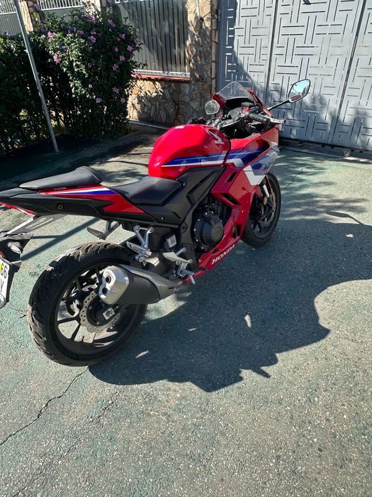 Vanzare moto CBR 500 R