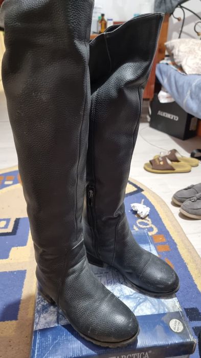 Обувь бу распродаю