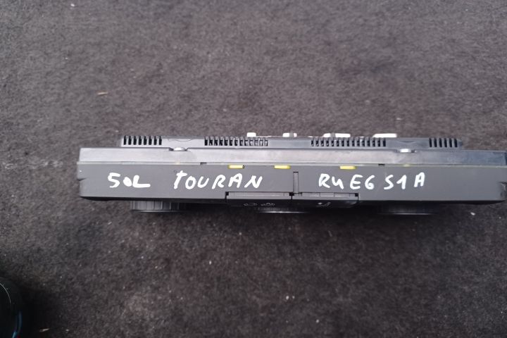 Comanda AC 1K0907044CT 5HB010106 1K0907044CT 5HB010106 Volkswagen VW